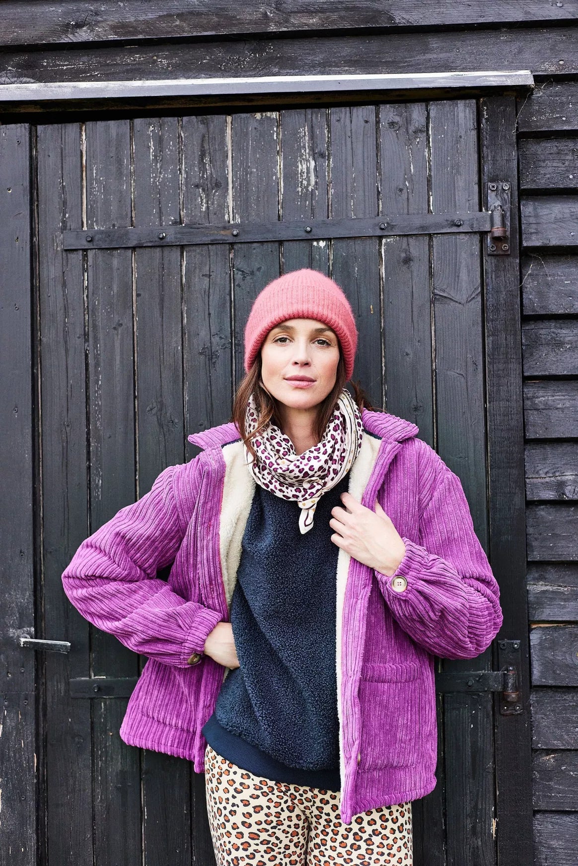 Grand Foulard Jade Léopard violet & ocre