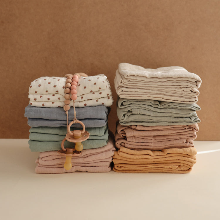 Lot de 3 langes avec petites fleurs en coton bio