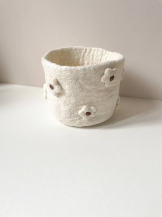 Panier fleurs en laine feutrée