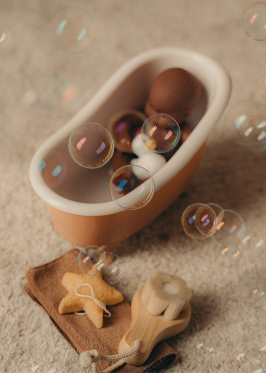 Petite baignoire pour mini poupée