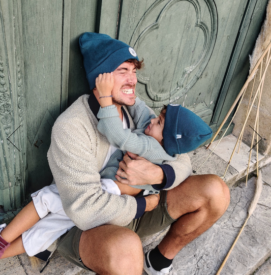 Bonnet vert "me raccoon pas ta vie"