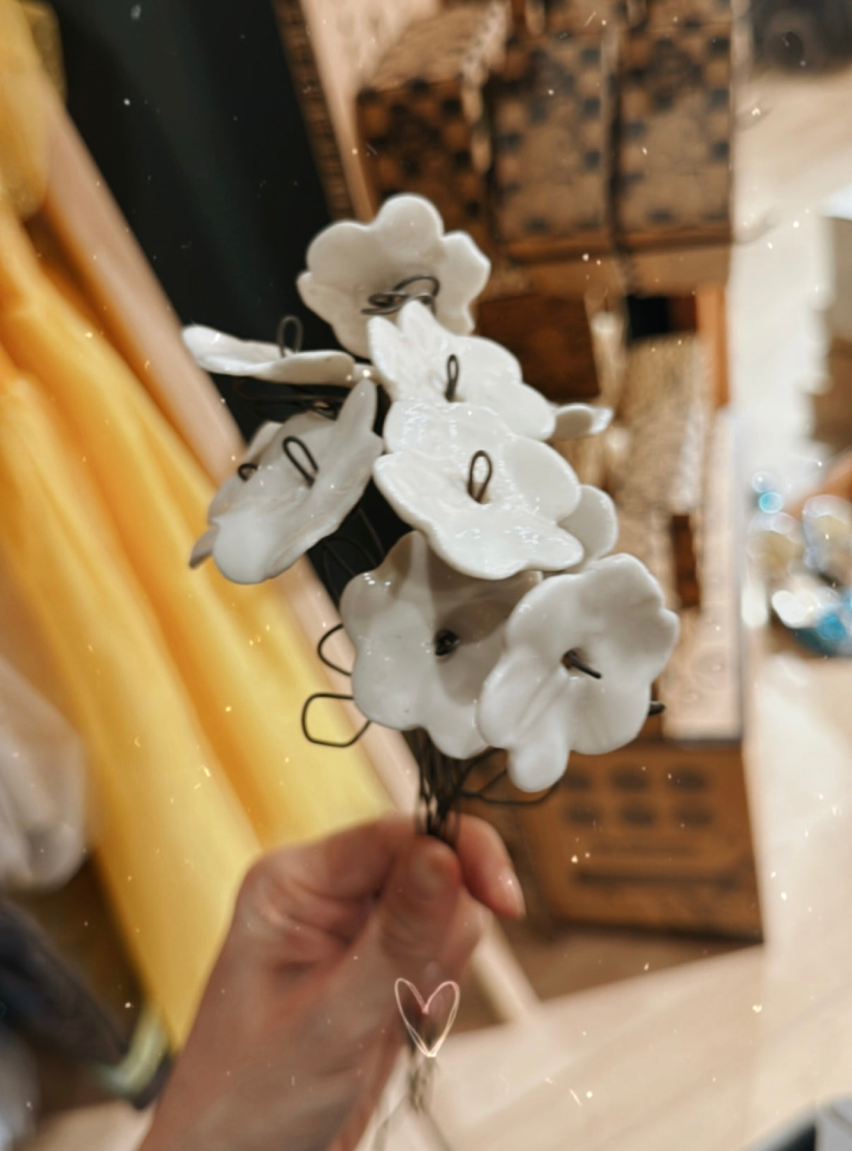 Fleur en céramique à l’unité
