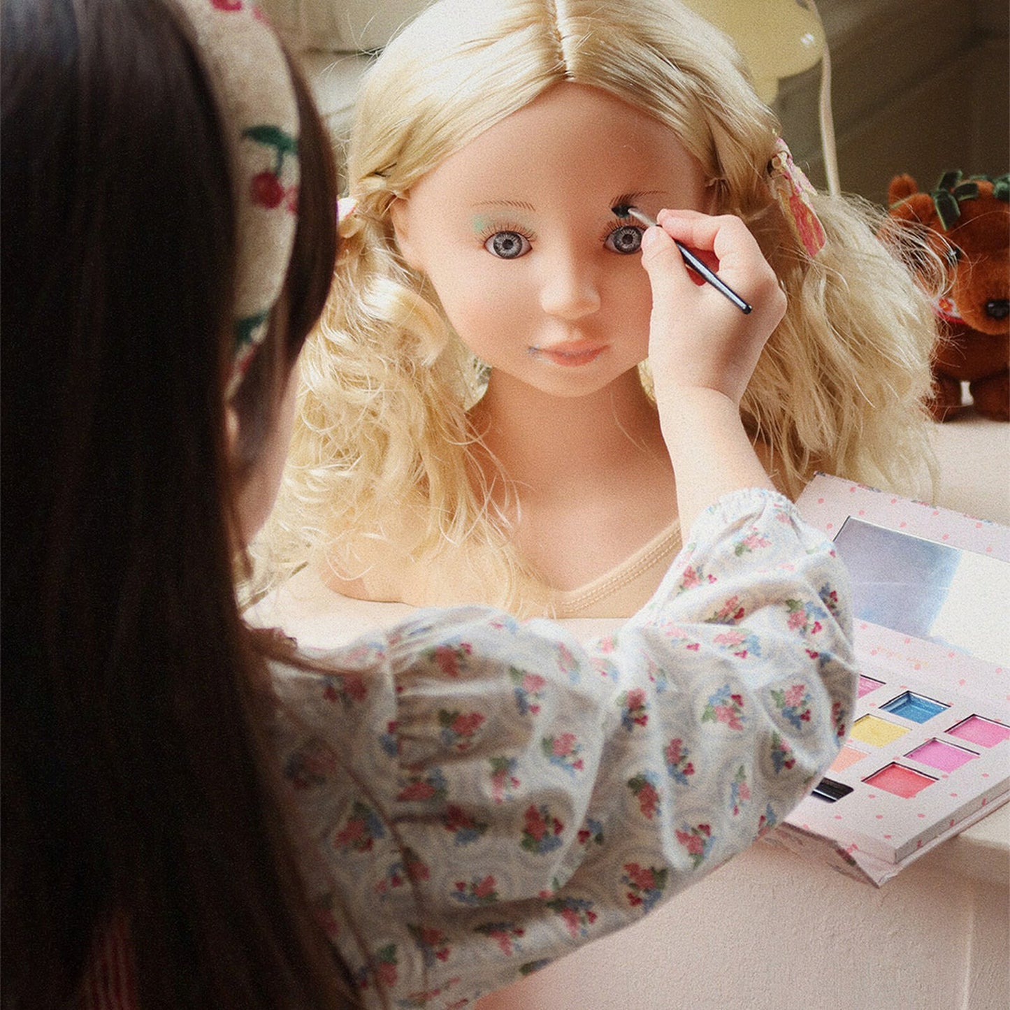 Poupée tête à coiffer et à maquiller Lili