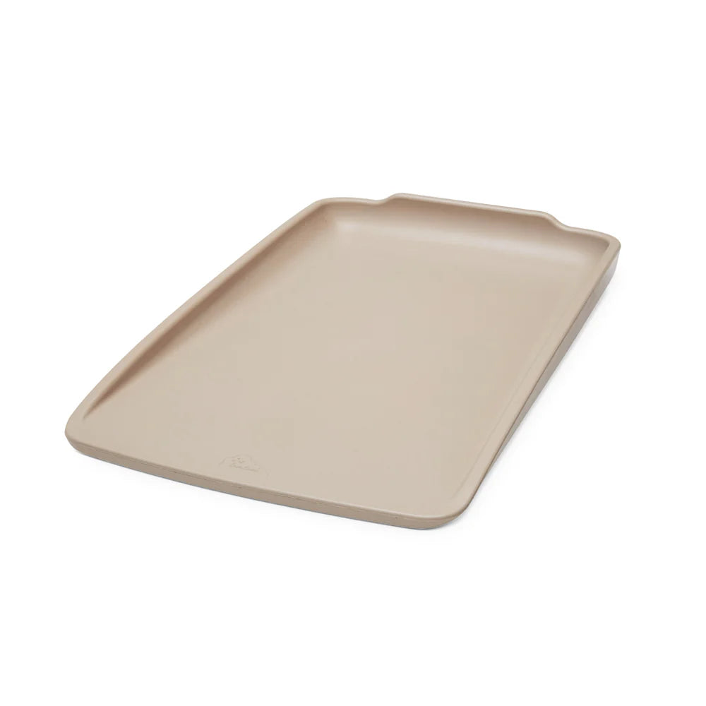 Matelas à langer avec un plan dur