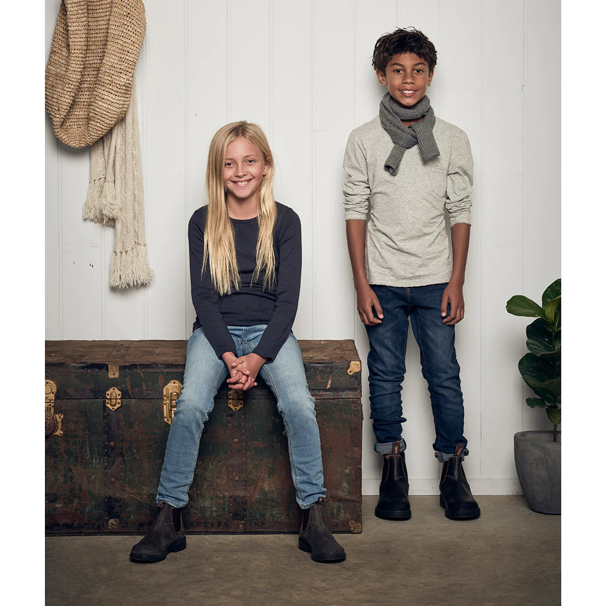 Blundstone : bottines enfant Chelsea cuir lisse noir 531