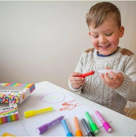 Crayons de couleur pastel effet soie
