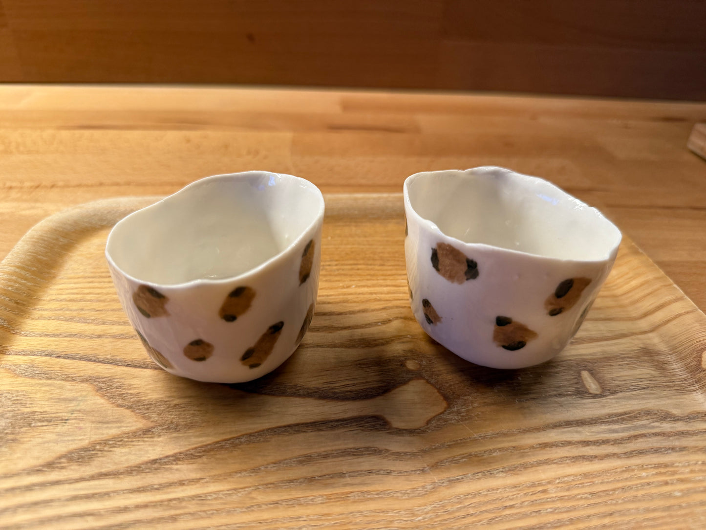 Tasse léopard en céramique taille S