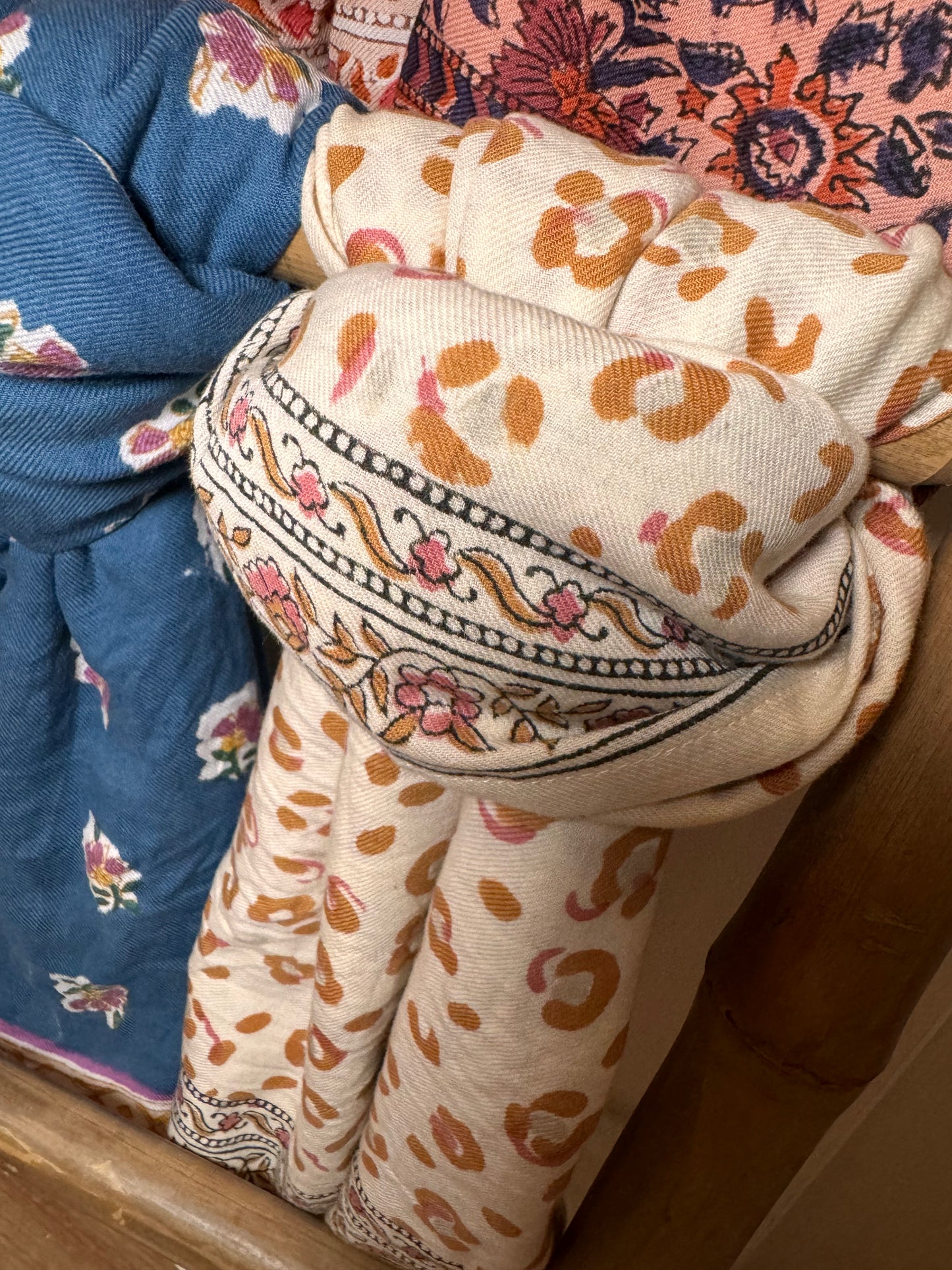 Grand foulard Indien 1m x 1m