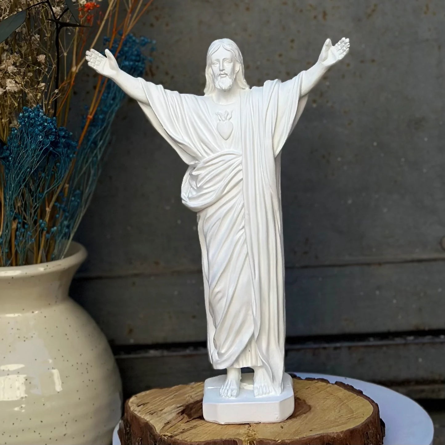 Jesus loves you