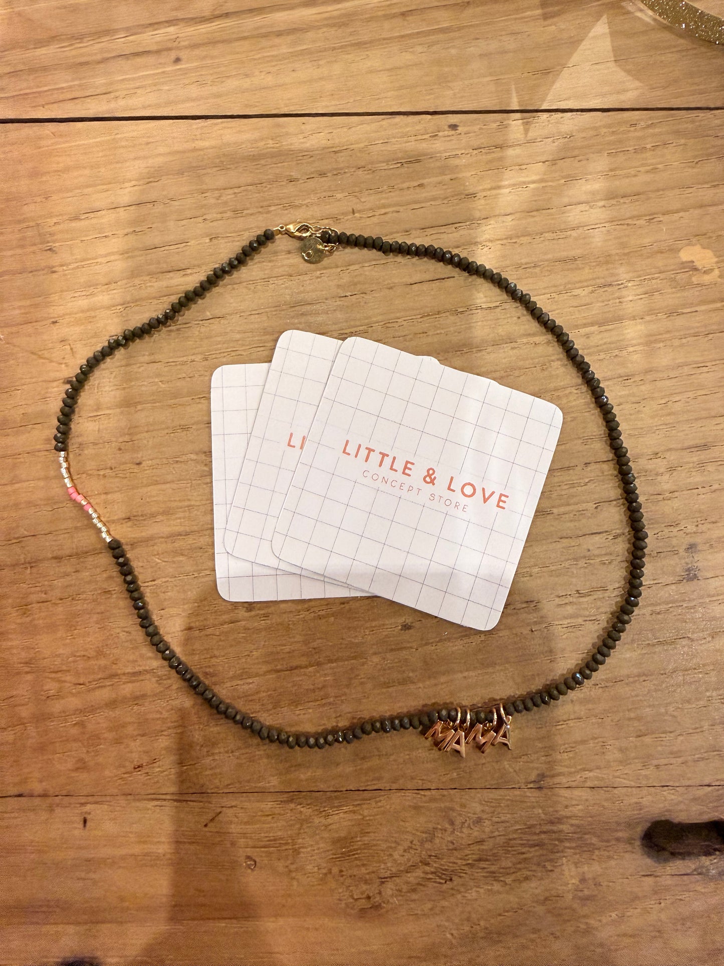 Collier Odette Kaki MAMA doré