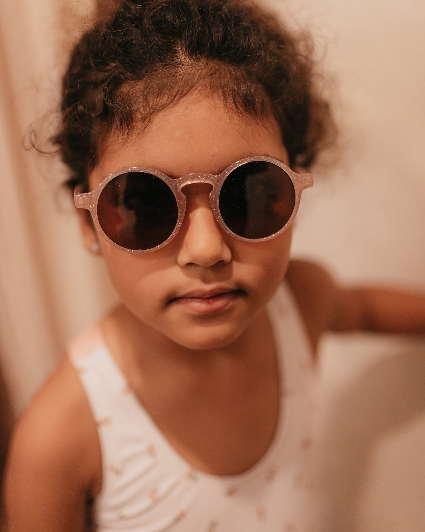Lunettes de soleil Mrs Ertha Blush Glitter