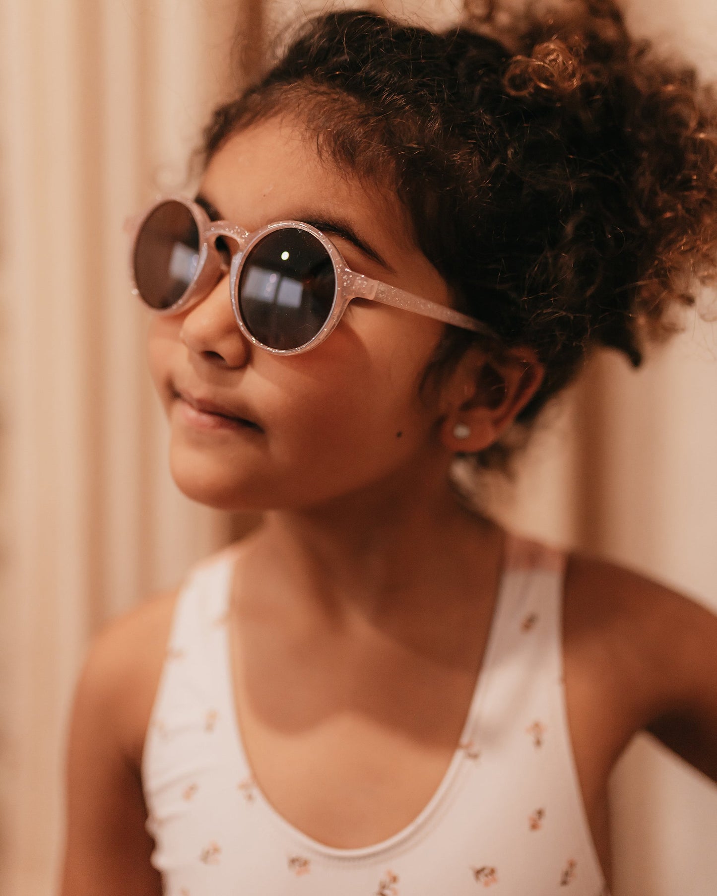 Lunettes de soleil Mrs Ertha Blush Glitter