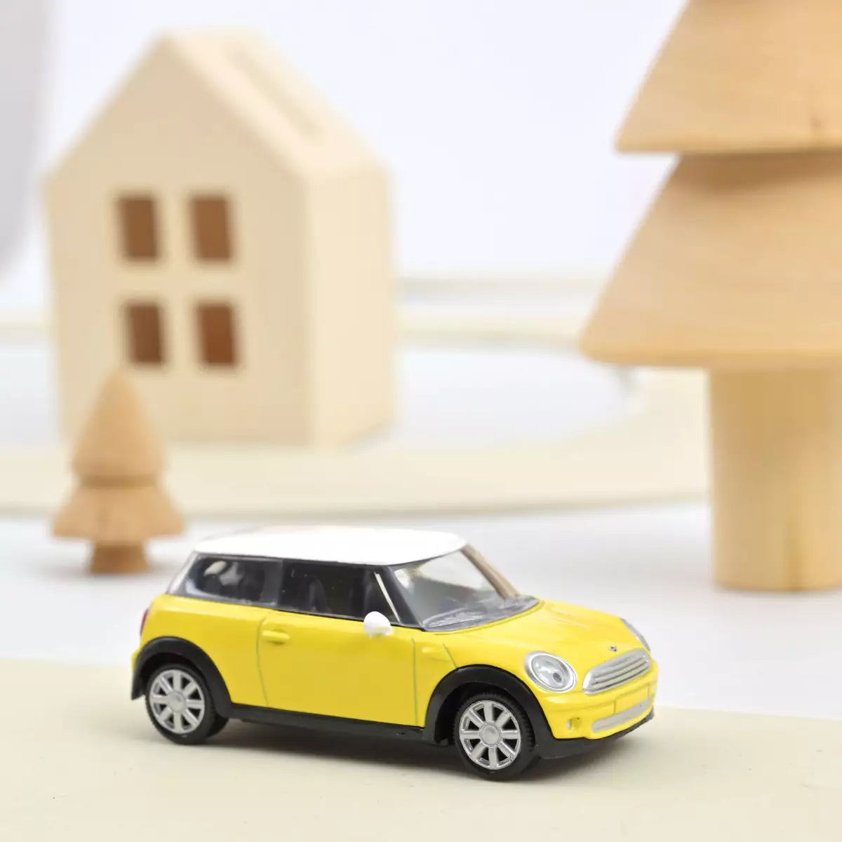 Petites voitures 1/64