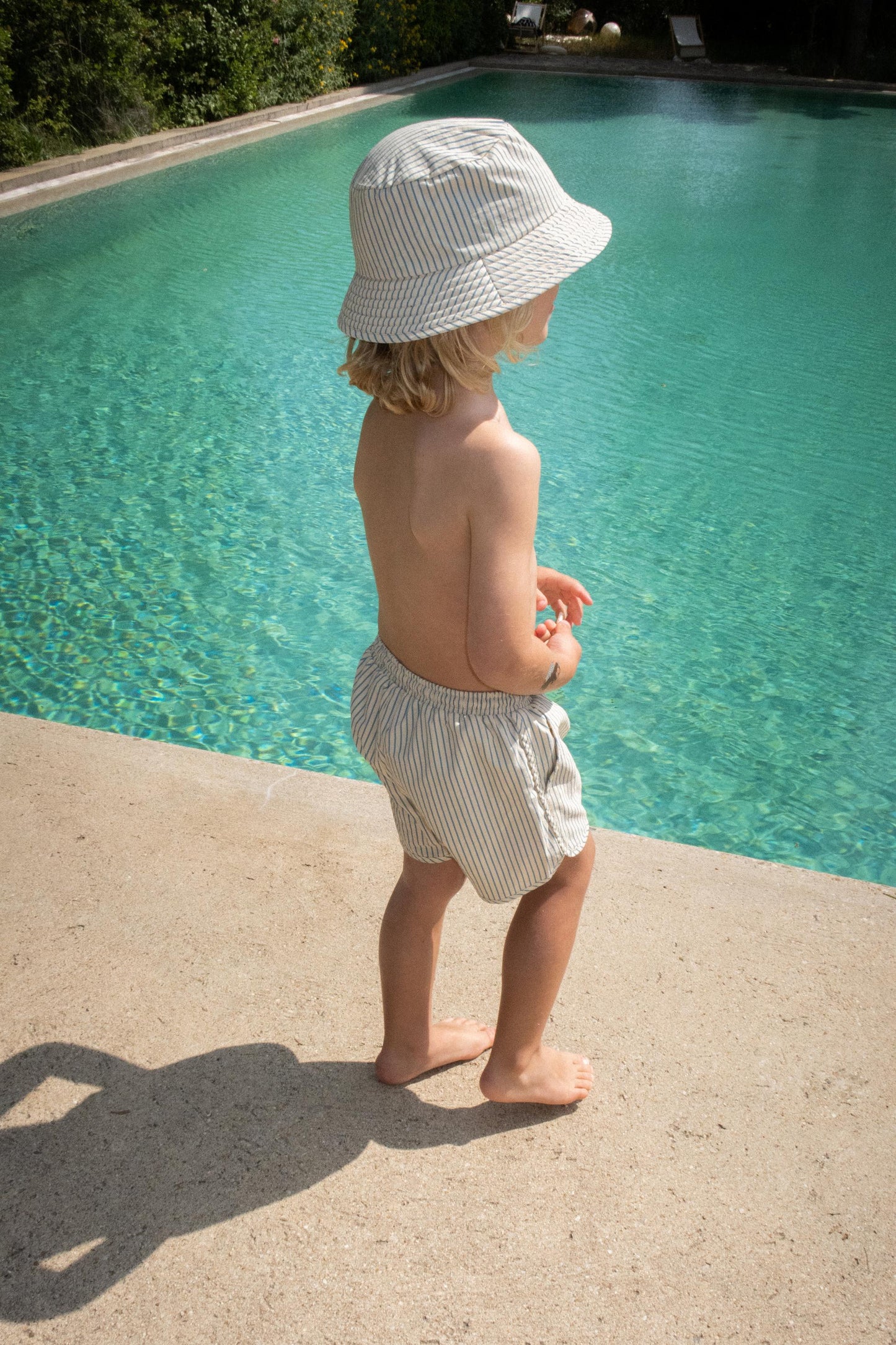 Short de bain à rayures bleu