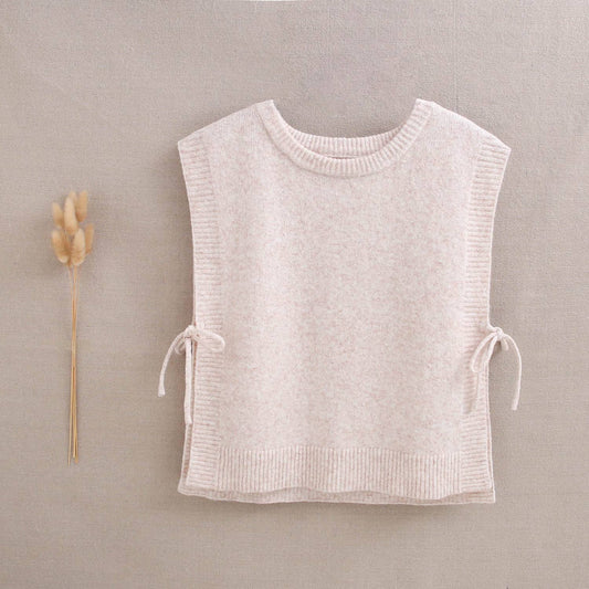 Gilet en tricot beige pour fille avec liens
