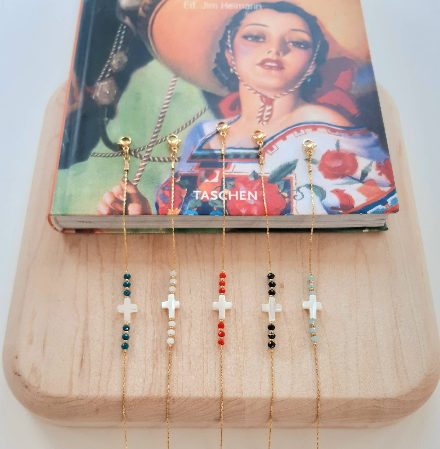 Bracelet Croix de Nacre Noir