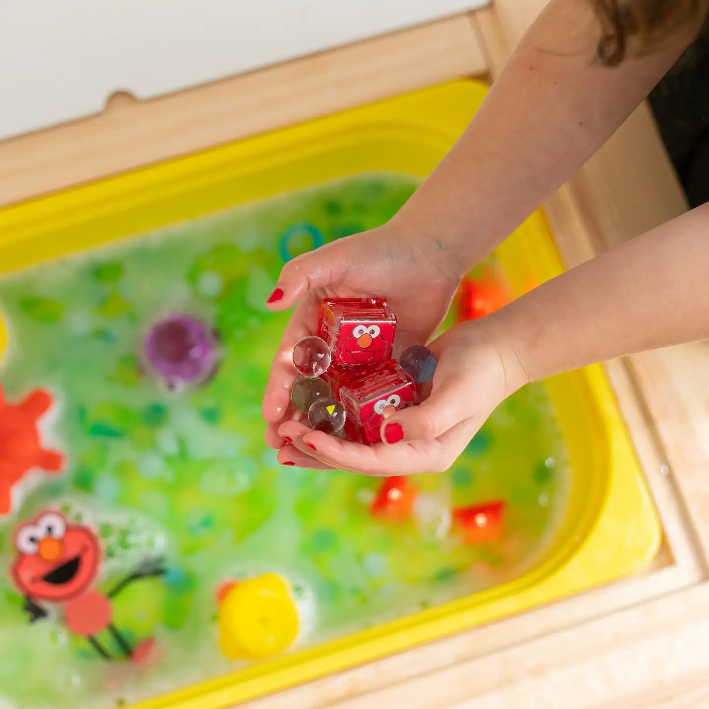 Cubes lumineux pour le bain rouge