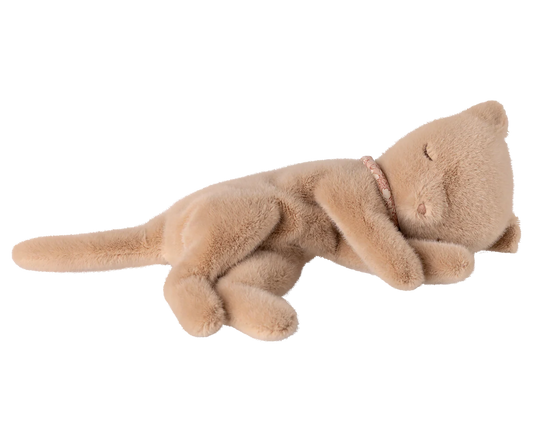 Maileg :  Peluche chaton endormi, Petit - Crème pêche