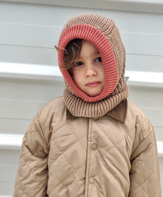 Cagoule marron et terracotta