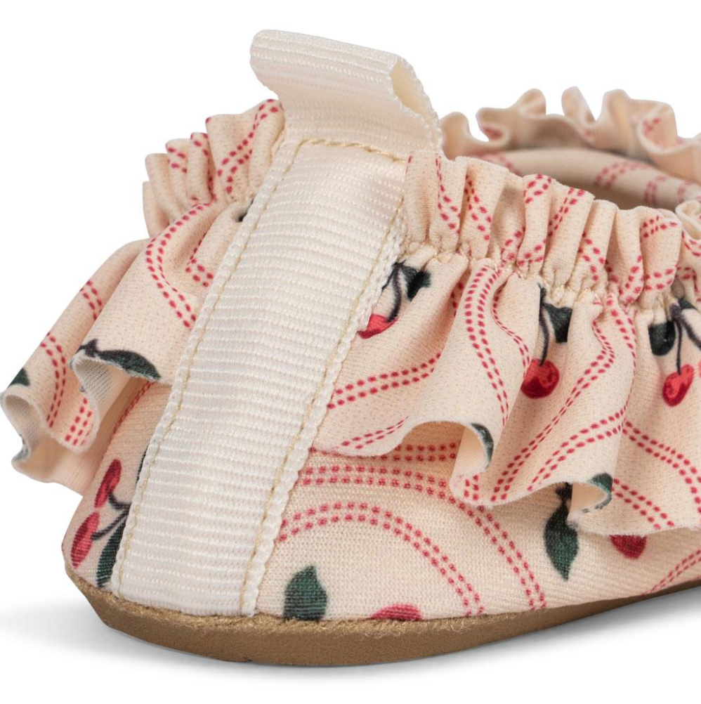 Chaussures d'eau rose à cerises 🍒