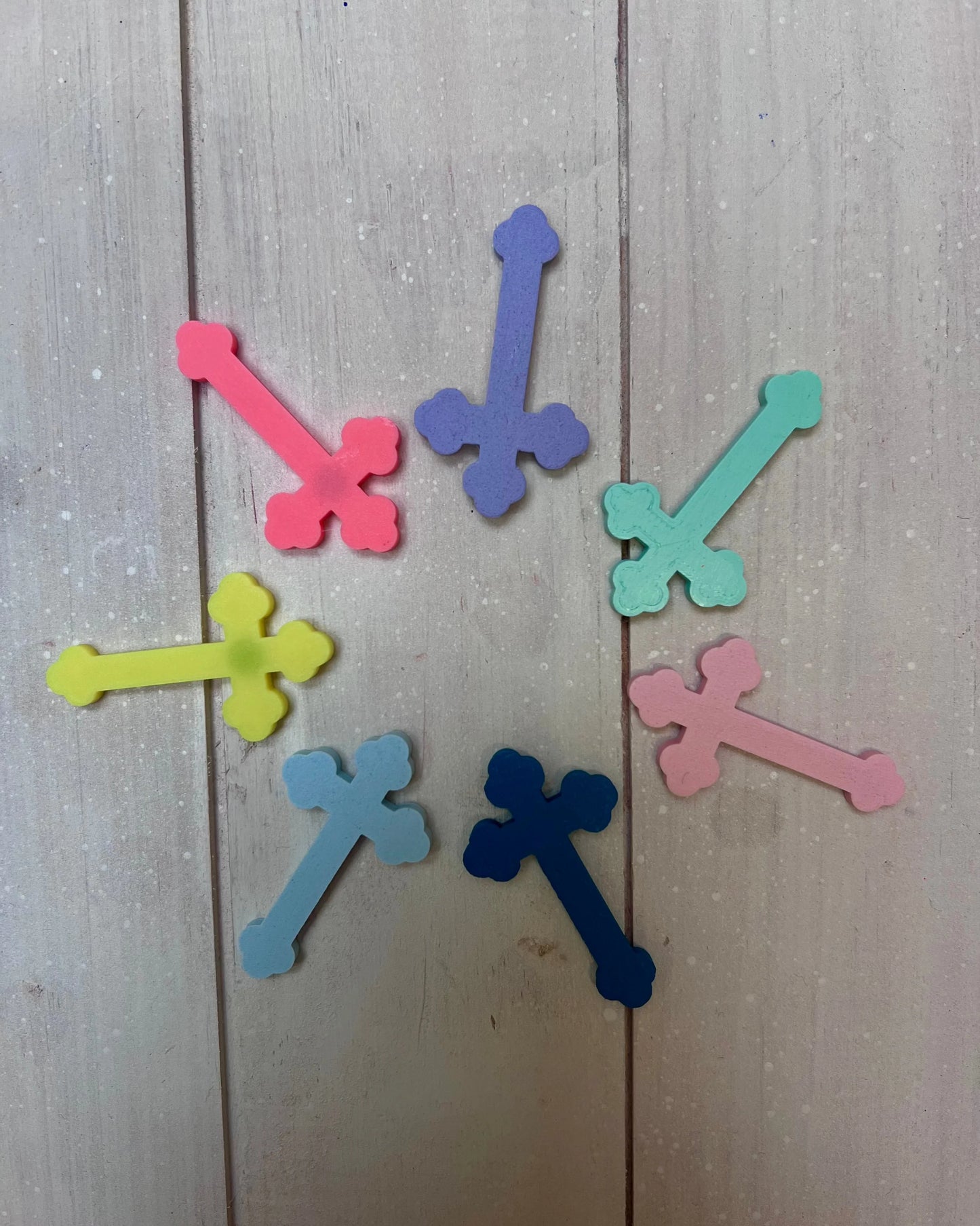 Crucifix aimant 4,5 cm