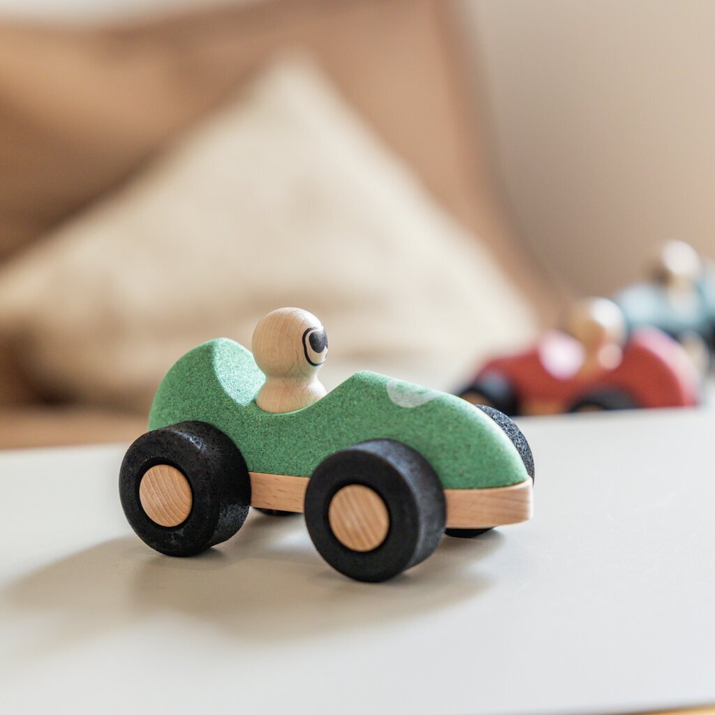 Voiture de course en liège