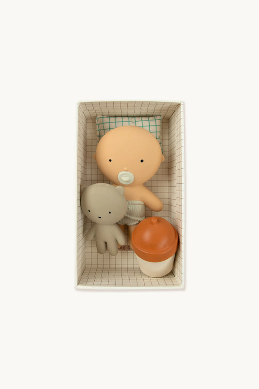 Boite mini bébé Gommu vanilla avec son ours et son biberon