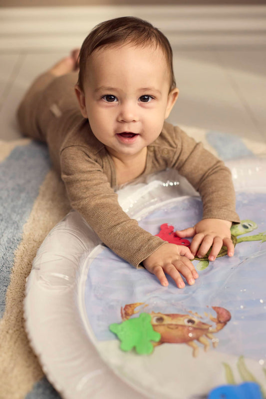 Tapis d’eau sur le ventre Water Play