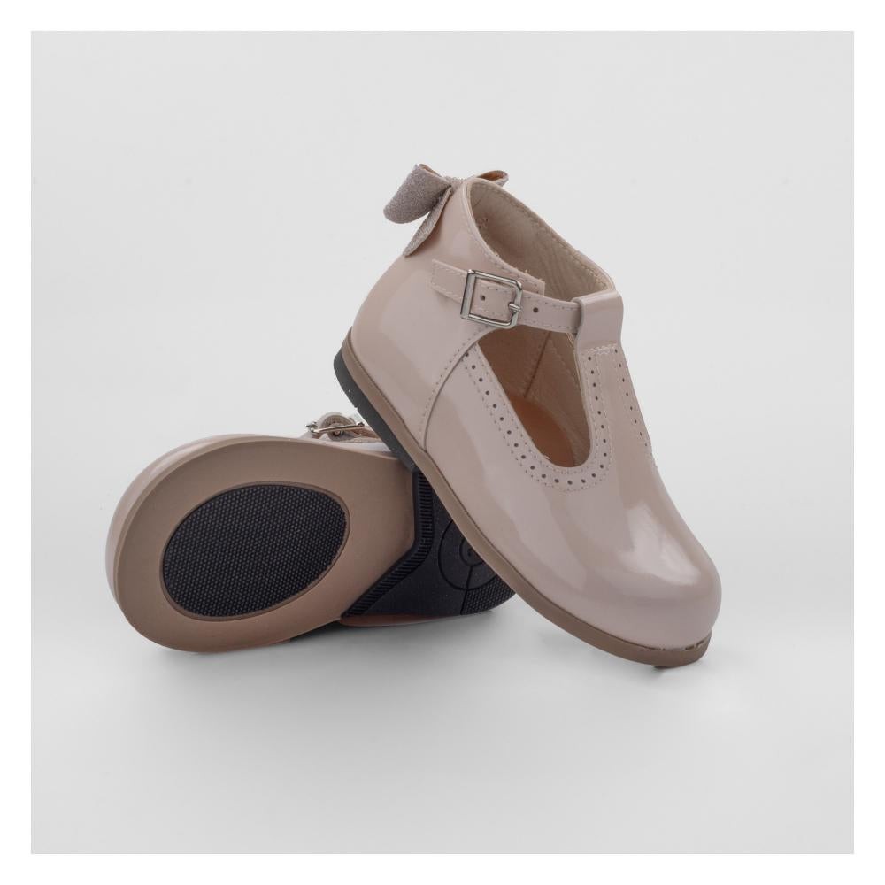 Beberlis : chaussures Charol cuir vernis nude