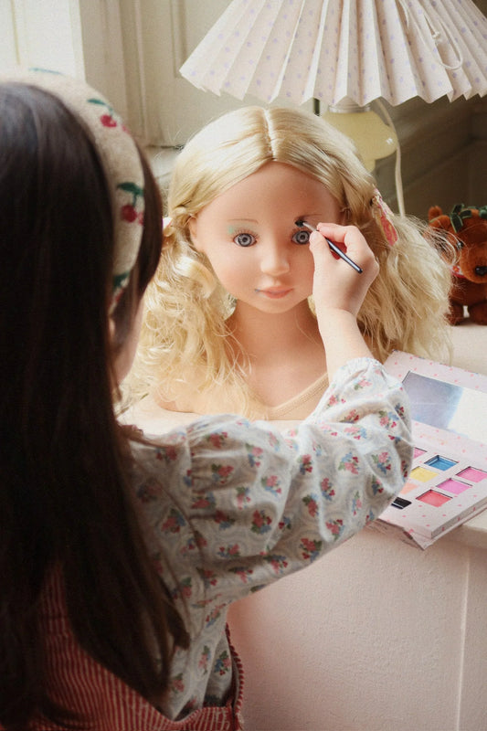 Le salon de maquillage de Lili