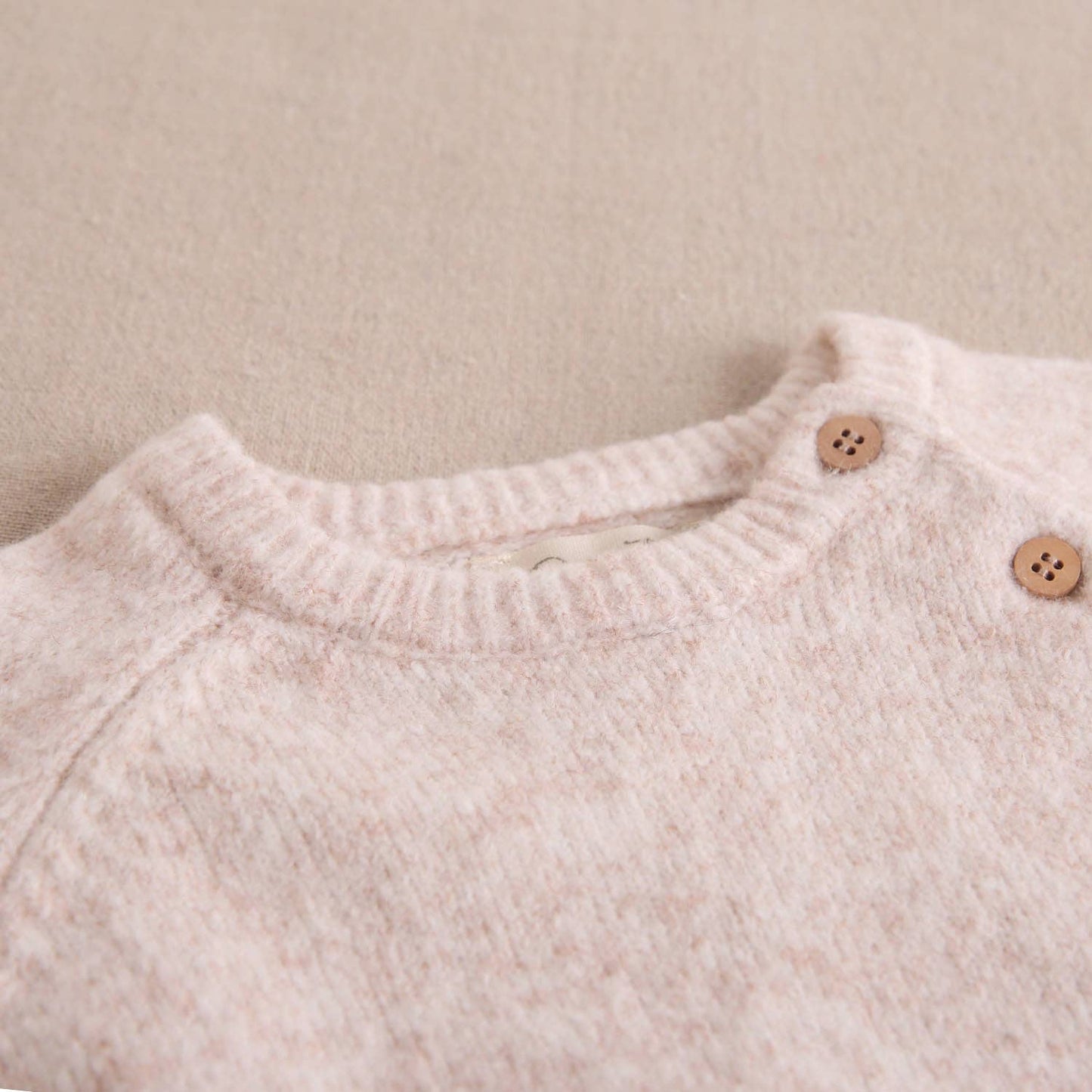 Pull en maille beige pour bébé