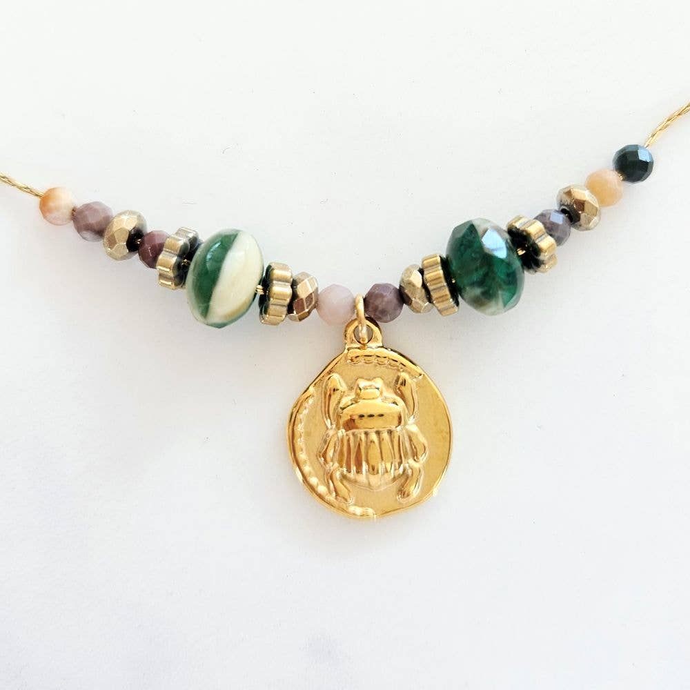 Collier scarabée Maya