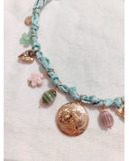 Collier en bandana vert et doré