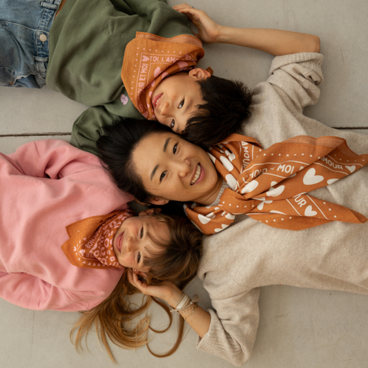 Grand Foulard coeur Toi l'Amour marron/blanc