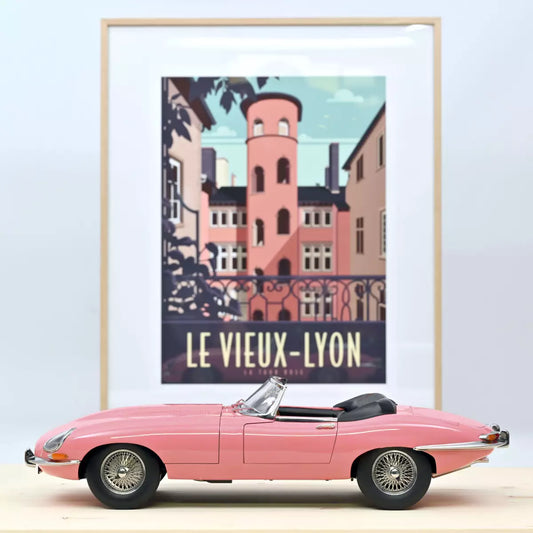 Jaguar Type E Cabriolet 1962 Rose 1/12