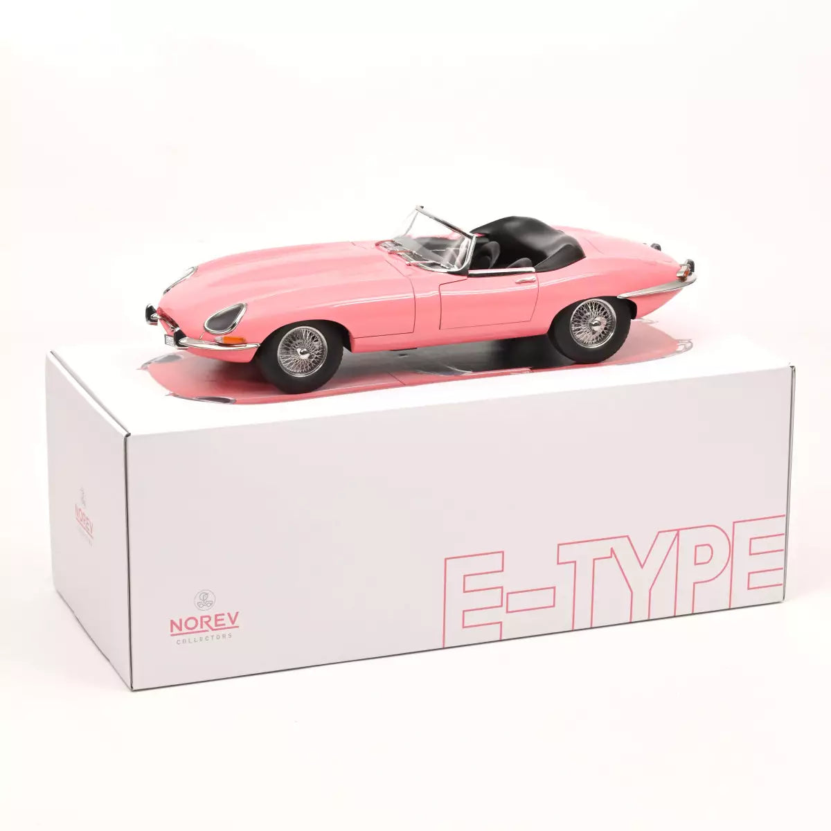 Jaguar Type E Cabriolet 1962 Rose 1/12